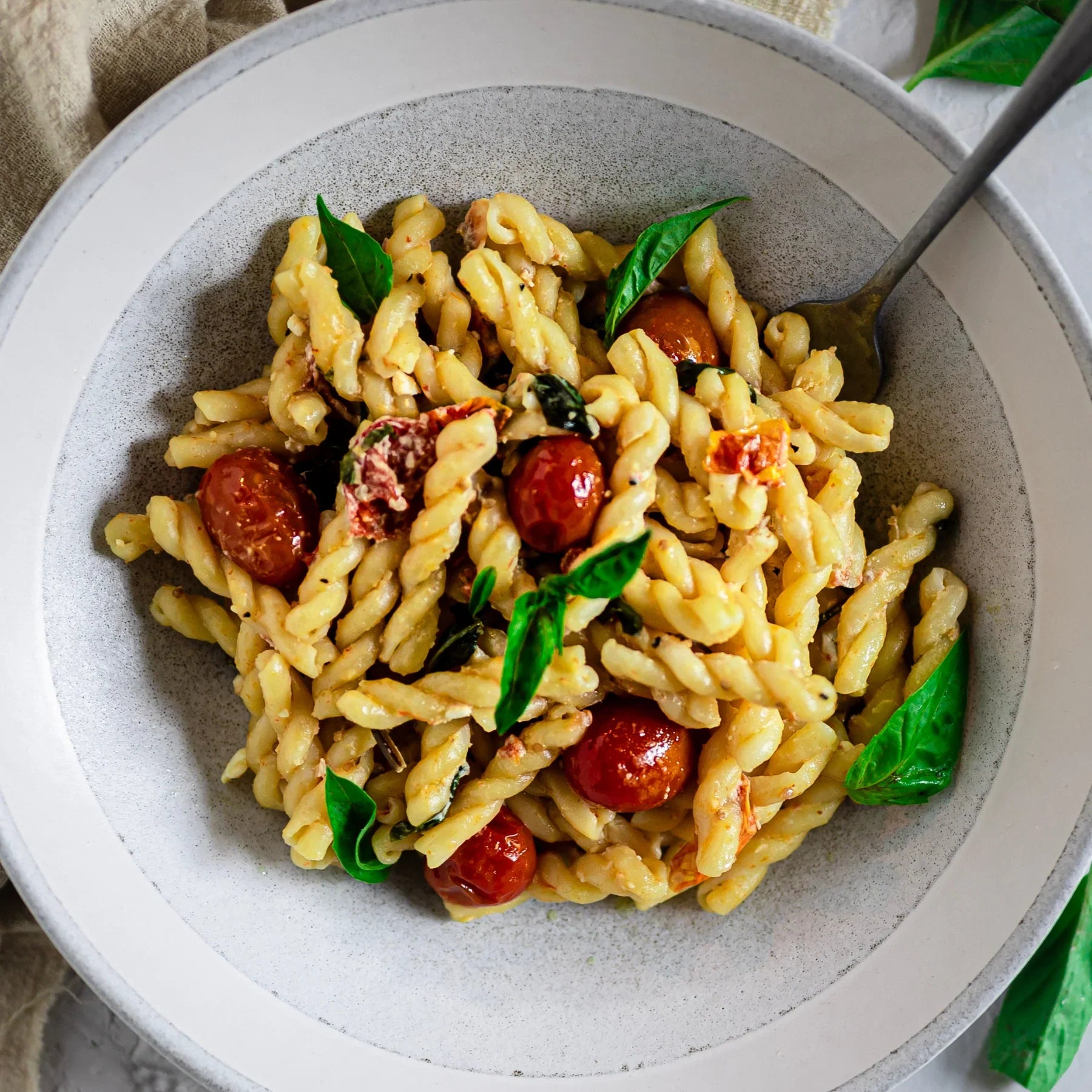 Vegan Creamy Garlic Pasta